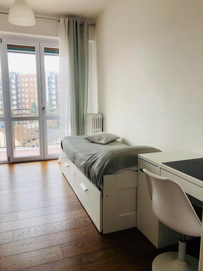 Morivione Apartment - Bocconi Free Parking Милано Екстериор снимка