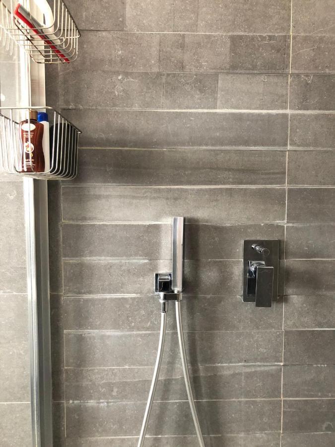 Morivione Apartment - Bocconi Free Parking Милано Екстериор снимка