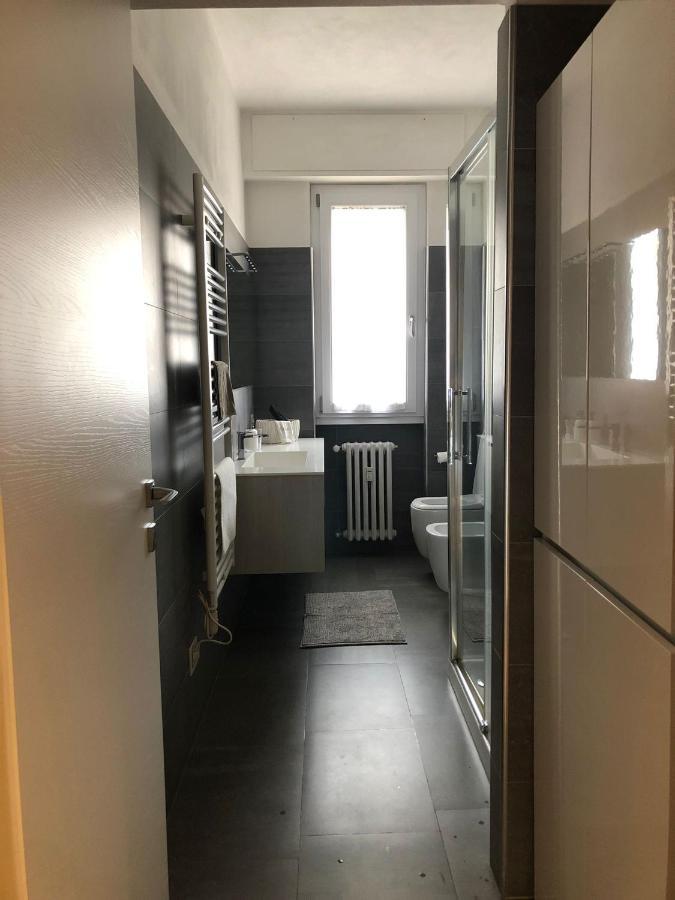 Morivione Apartment - Bocconi Free Parking Милано Екстериор снимка